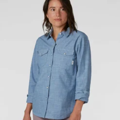 Best Pirce 👍 Stio Women's Ashton Chambray Shirt - Past Season 🛒 -Stio Sales Shop W Ashton Chambray Shirt Light Chambray 1 5debd71c e74c 4b0a 9c99 a6e7c11aeaed