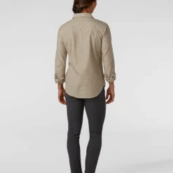 Best Pirce 👍 Stio Women's Ashton Chambray Shirt - Past Season 🛒 -Stio Sales Shop W Ashton Chambray Shirt Rodeo Dust 4 5a229875 64f6 4c24 b47e e42d296a1a5a