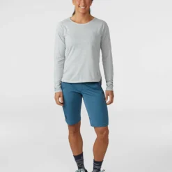 Hot Sale 🔥 Stio Women's Icefloe Tech Tee LS ✨ -Stio Sales Shop W Icefloe Tech LS Quiet Gray 3